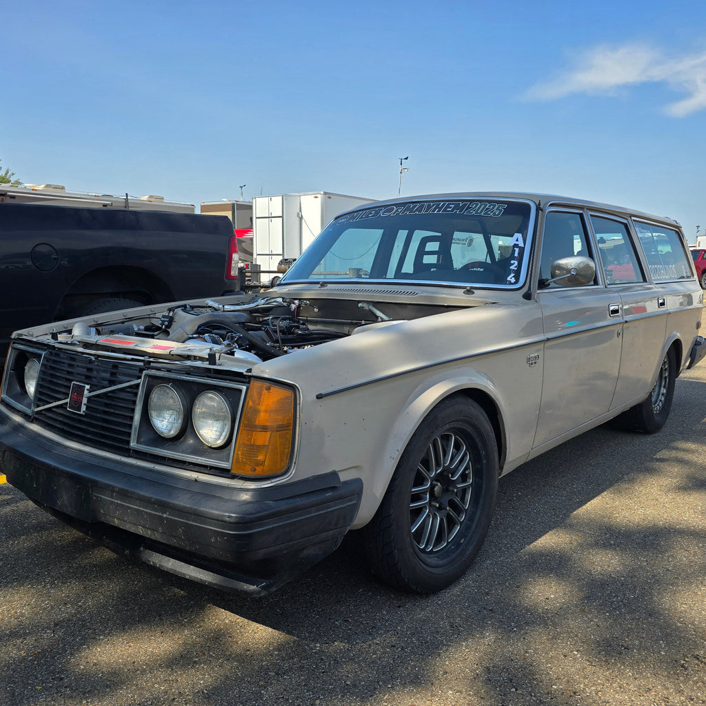 Team Twerdun X Clutch - Volvo 240 Turbo Wagon Shirt