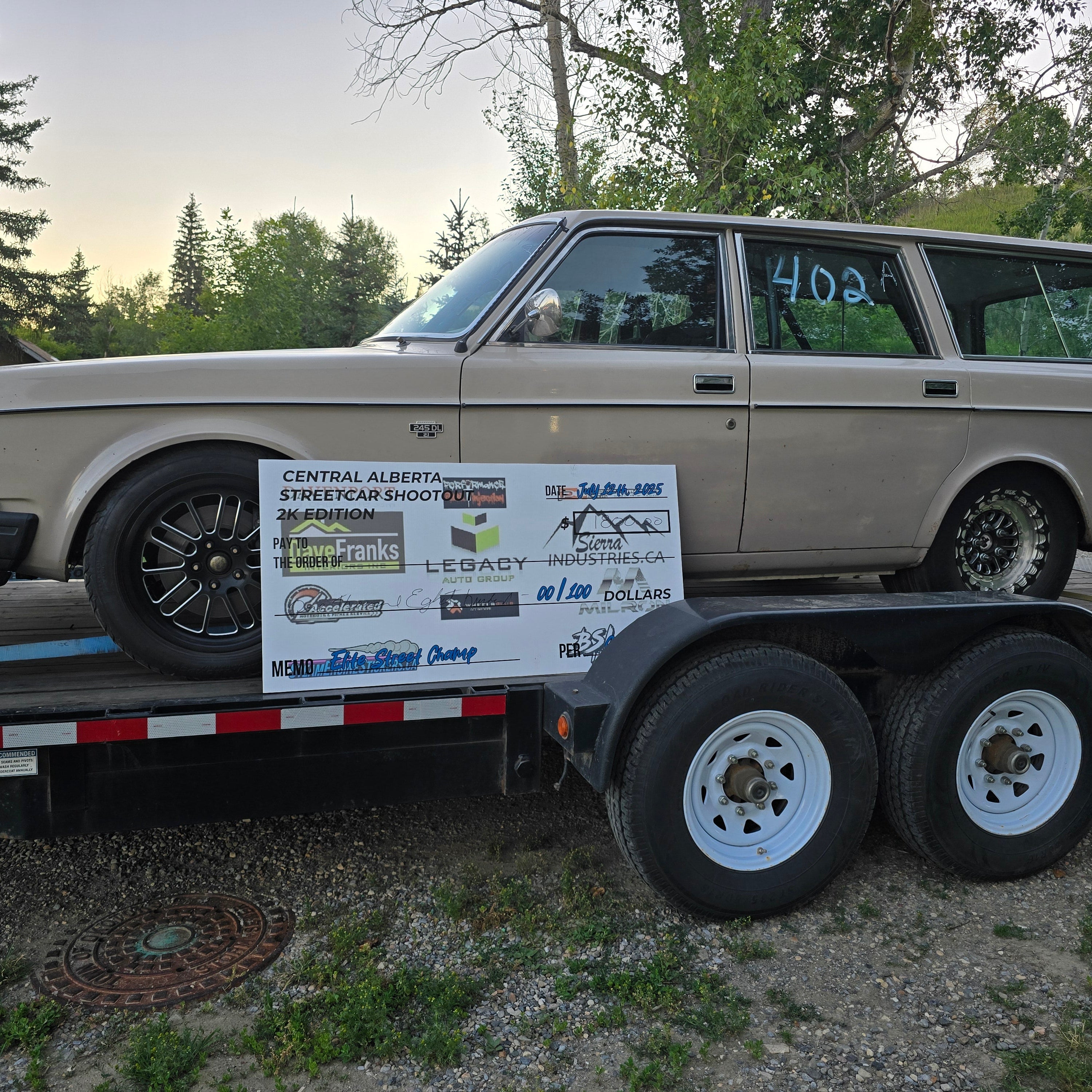 Team Twerdun X Clutch - Volvo 240 Turbo Wagon Hoodie